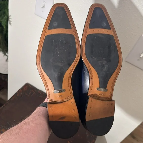 Mezlan Calfskin Penny Loafer in Navy